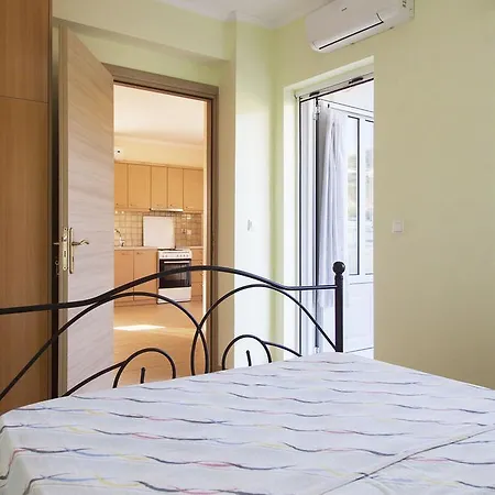Apartment L Apolpaina