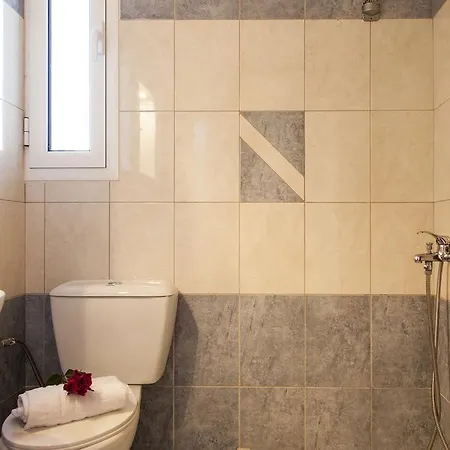 Apartment L