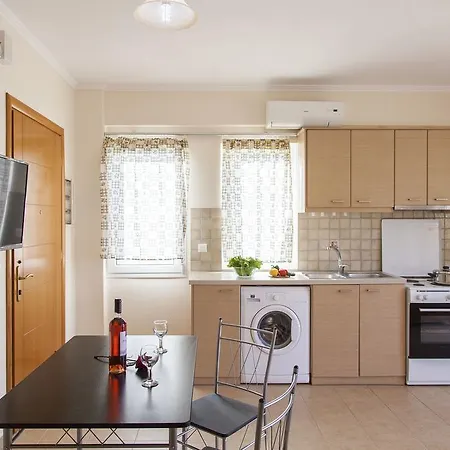 L Apartment