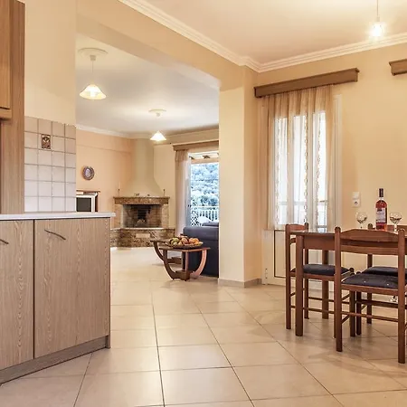 L Apartment Apolpaina